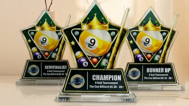 Tips Memilih Ketebalan Akrilik untuk Plakat Penghargaan Agar Terlihat Kokoh dan Elegan